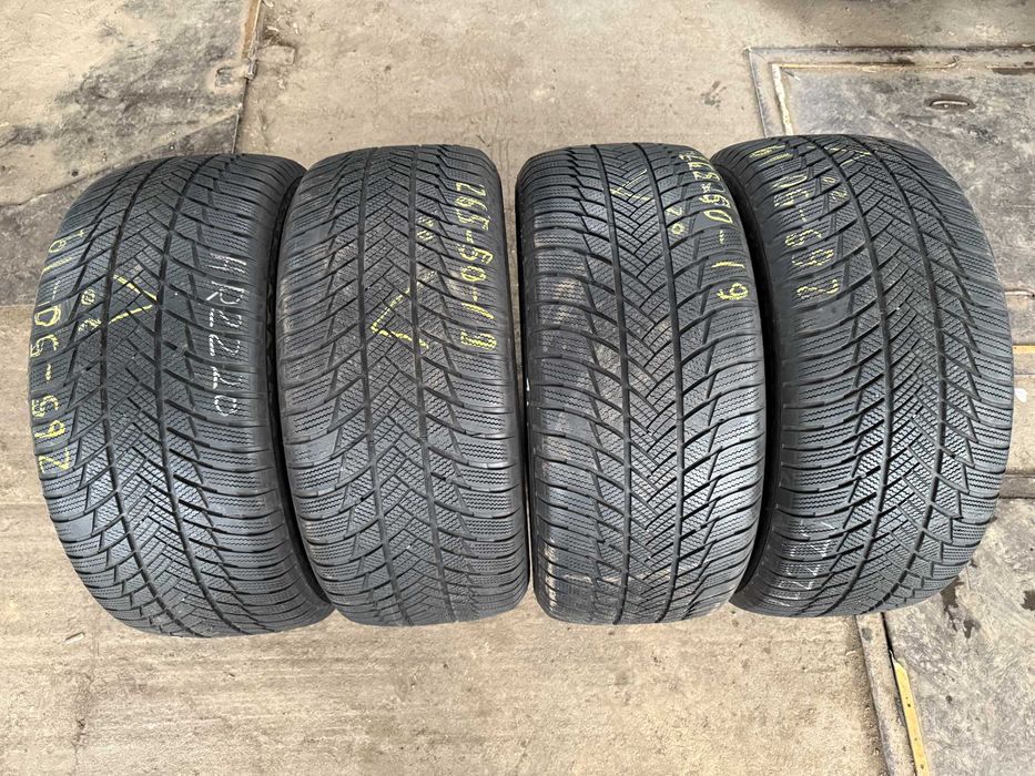 4 Anvelope Iarna 265/50/19 Bridgestone 2020 RunFlat