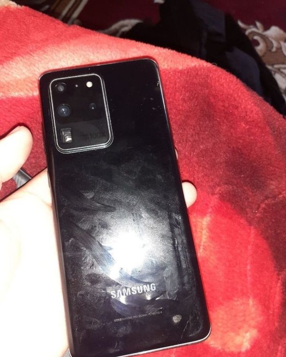 Самсунг С20 ултра