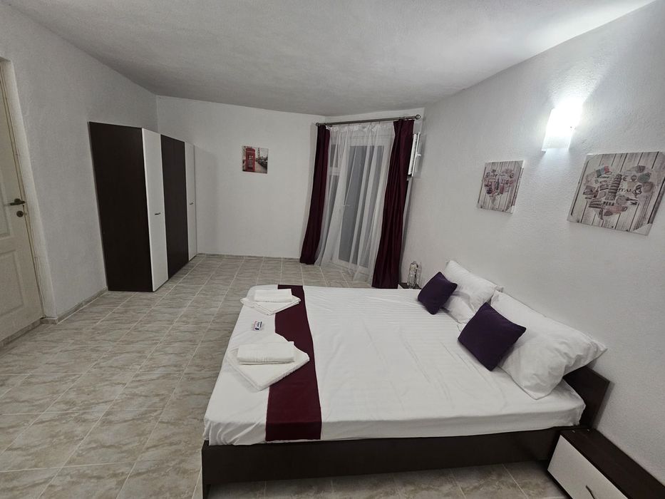 Camere de inchiriat Costinesti-Pensiune aproape de plaja