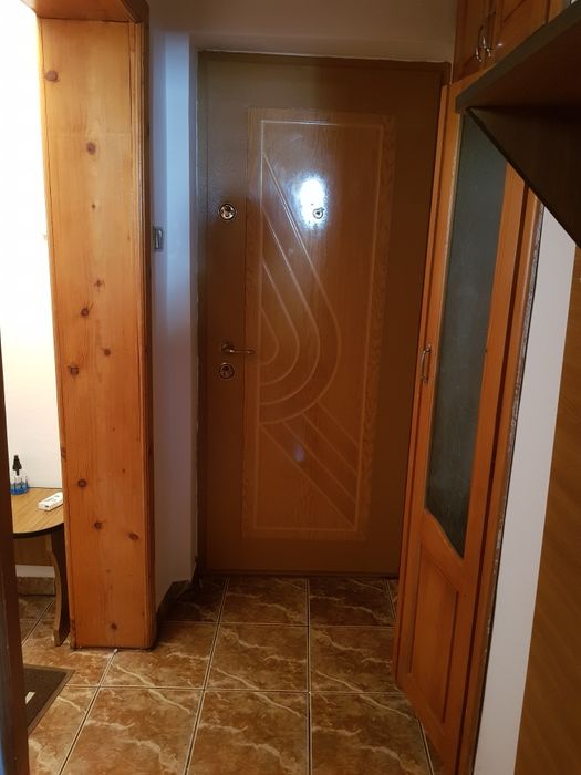 Închiriez apartament 2 camere