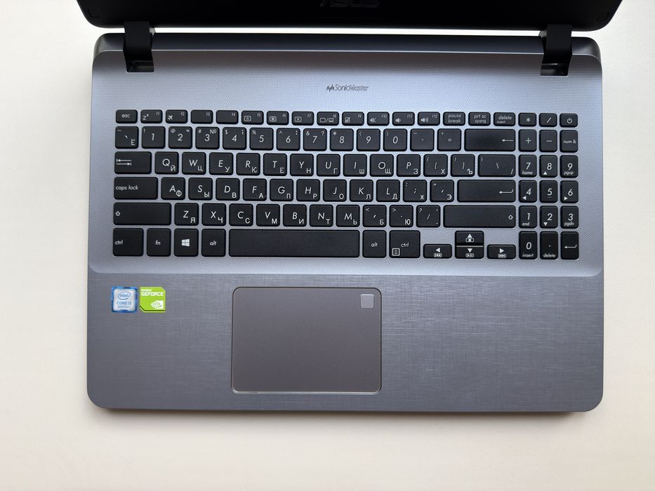 Продается ноутбук Asus