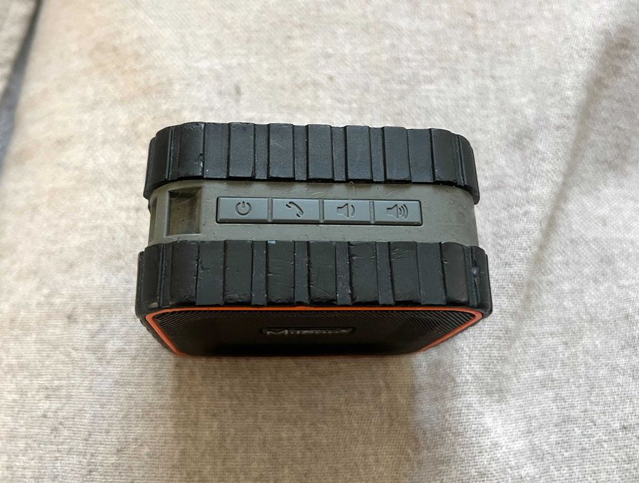 Boxa portabila Bluetooth M-Tone rezistenta apa sunet puternic