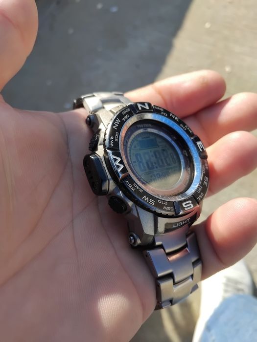 Protrek prw 3500 in stare perfecta cu cutie si supracutie