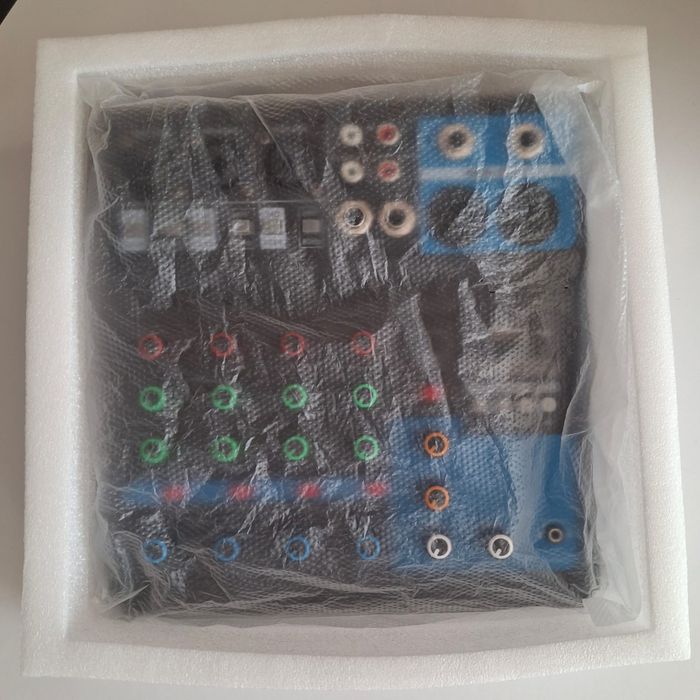 Mixer pentru boxe