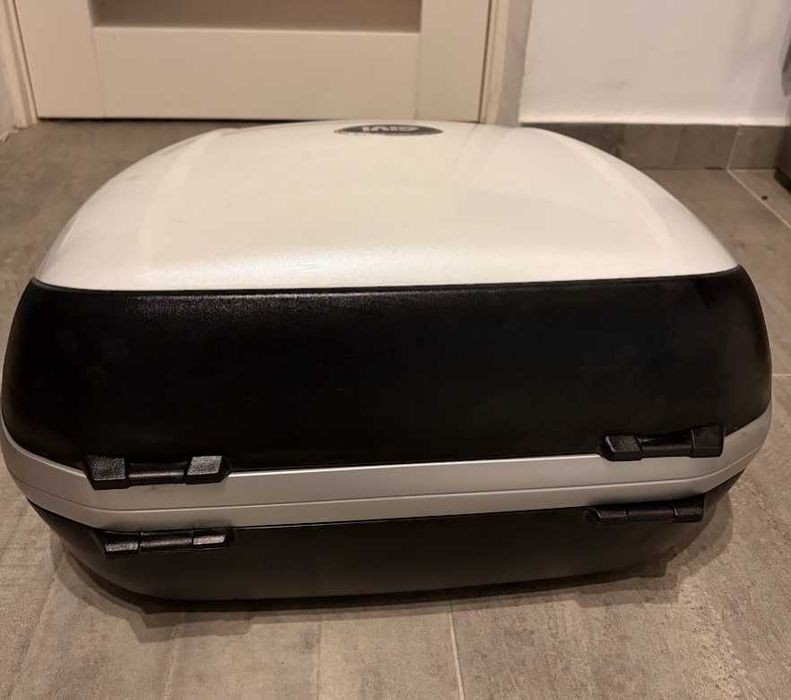 Topbox Givi V46 Monokey + rear rack Honda Transalp xl750