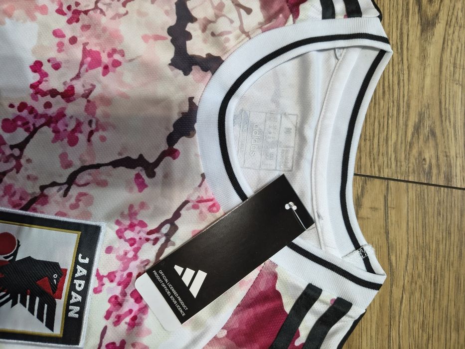Vând tricou Adidas Jsy