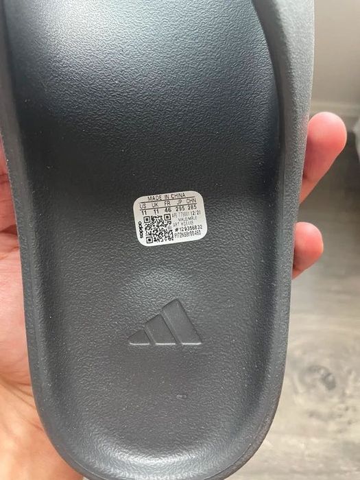 Adidas Yeezy Slides Onyx