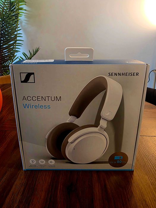 Слушалки On-Ear Sennheiser Accentum Wireless
