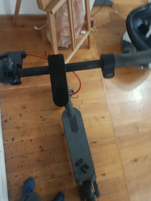 Trotinetă Electrica Xiaomi 5 pro + calacson electric