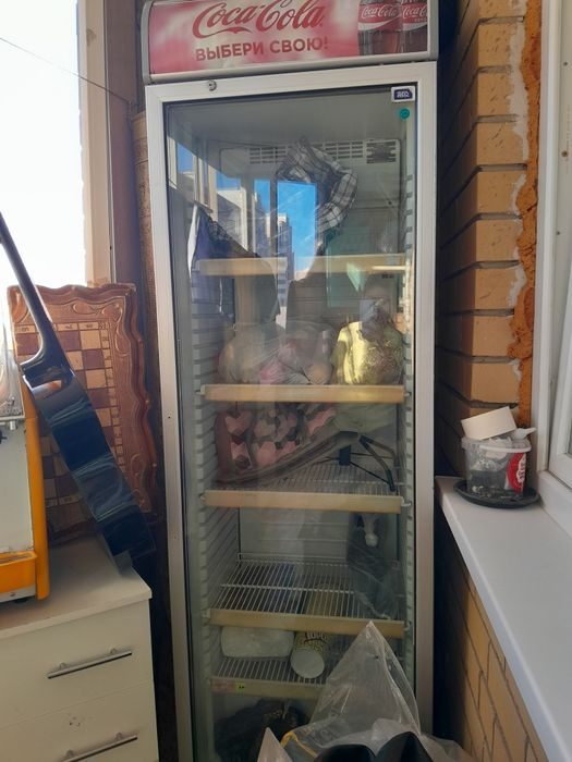 Продам ветриный холодильник