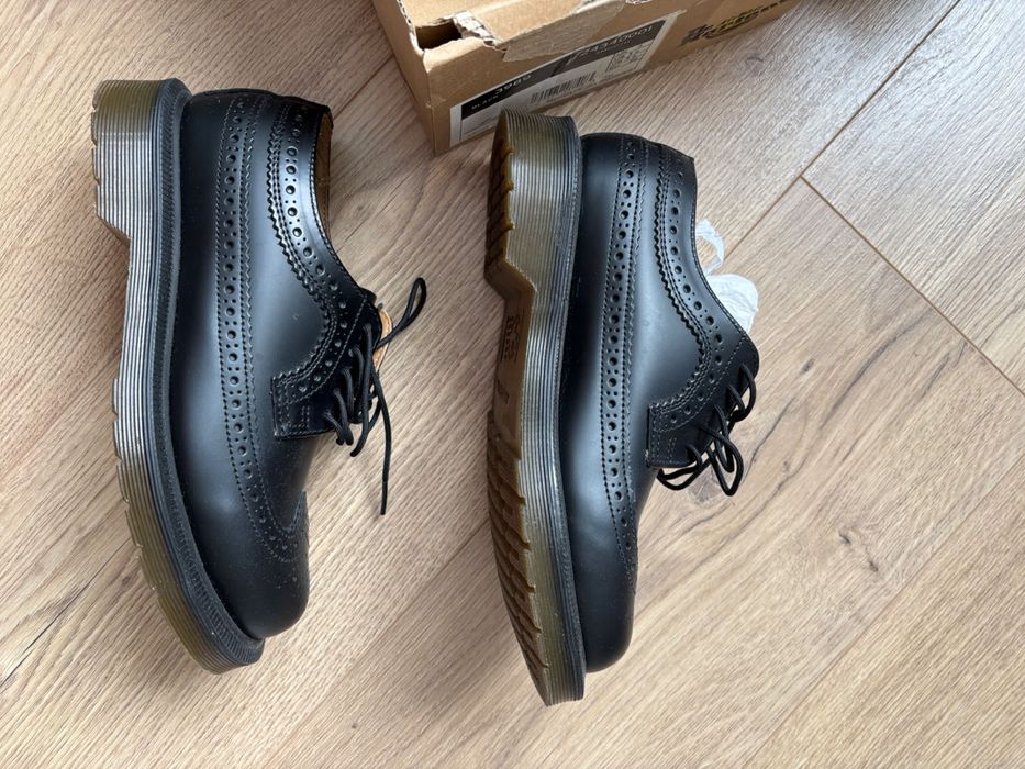 Броги Dr Martens