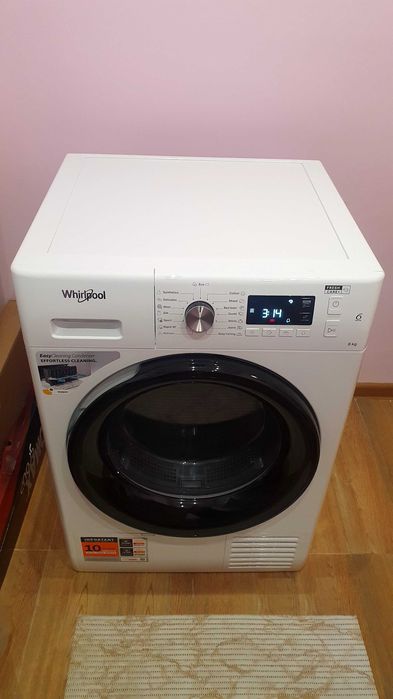 Продавам сушилня Whirpool в гаранция