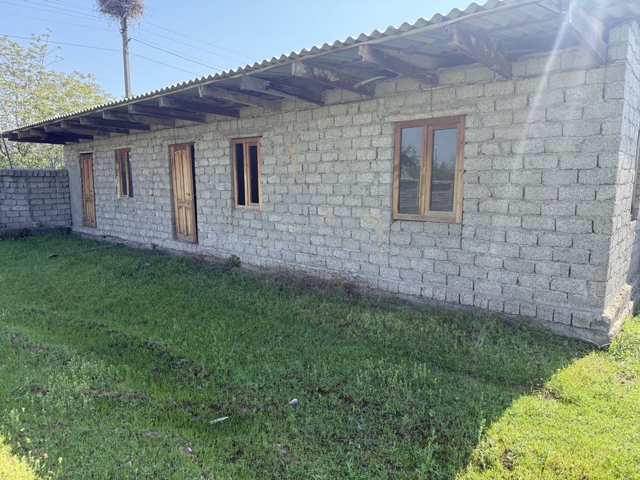 Dacha sotiladi 30 sotix