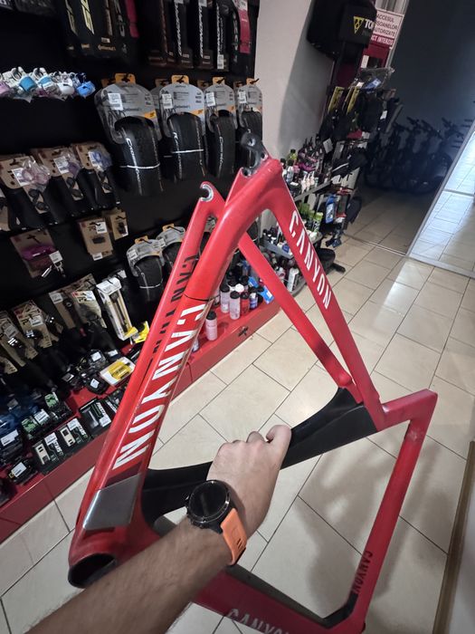 Cadru canyon aeroroad  cf slx