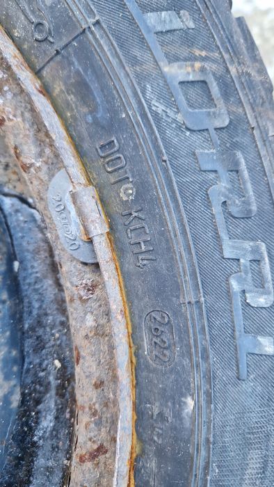 Jante tablă + anvelope iarnă 205/55 R16