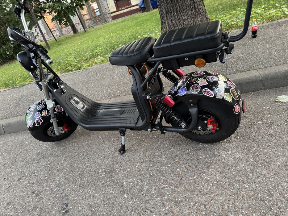 Vand scuter electric