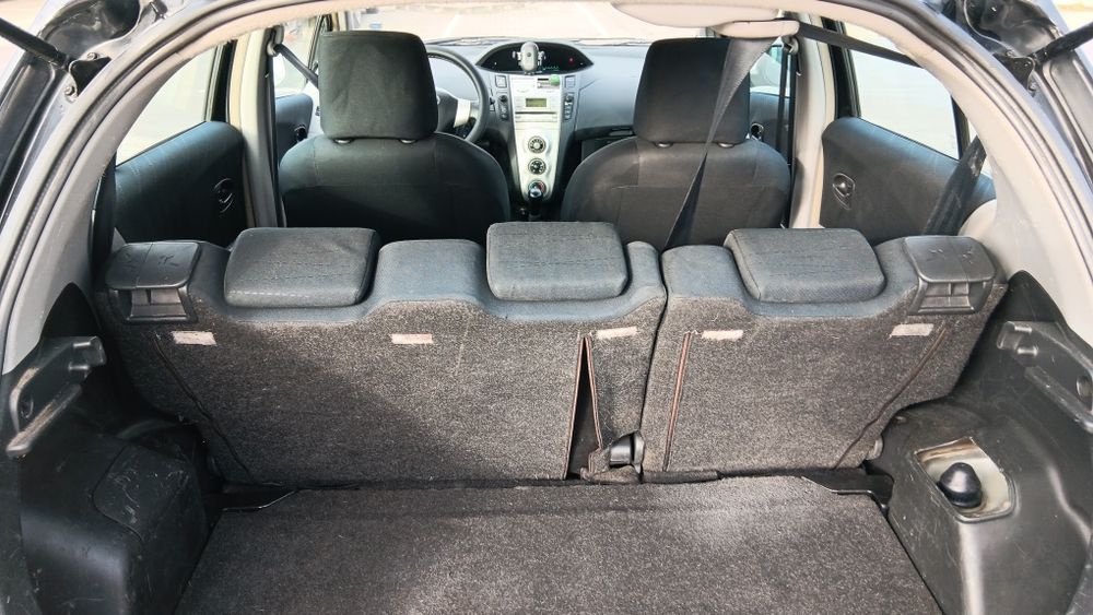 Тоюта ярис 2006 год бензин 1.0