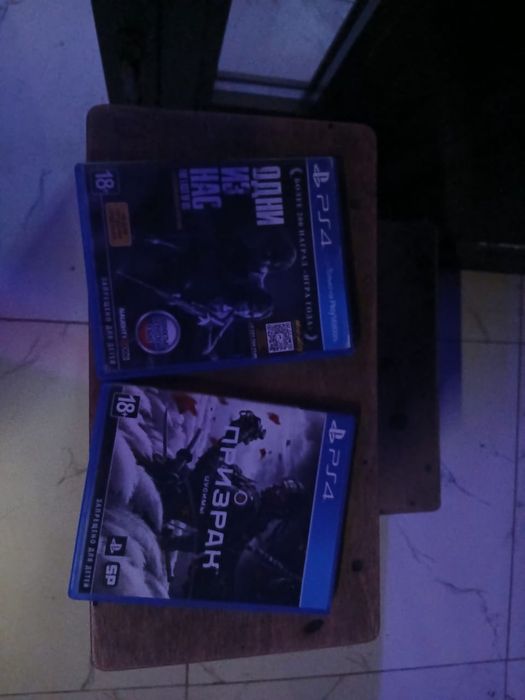 Две игры на Пс 4