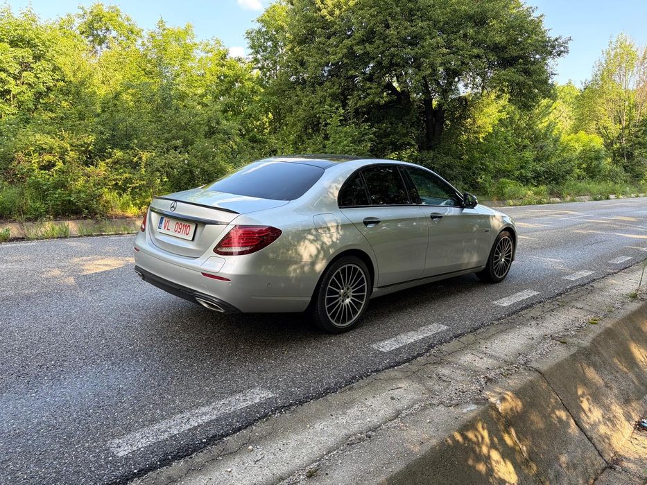 MERCEDES-BENZ E-Class 2019 — imagine 3