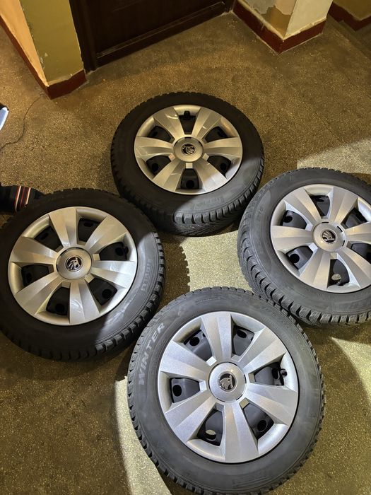 Jante originale Skoda Fabia 15+cauciucuri Pirelli dot 2021