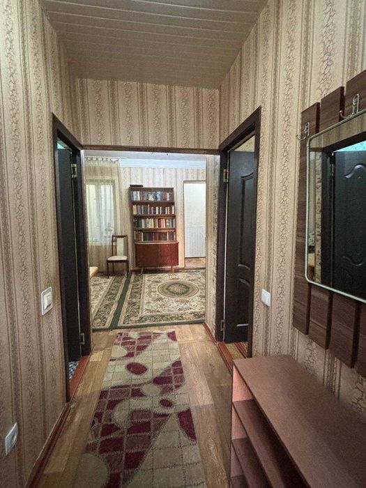 Продаю квартиру. 1\2\4 Юнусабад-18  Галерейка,кирпичный Сайрам