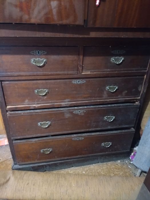 Стар скрин и огледало