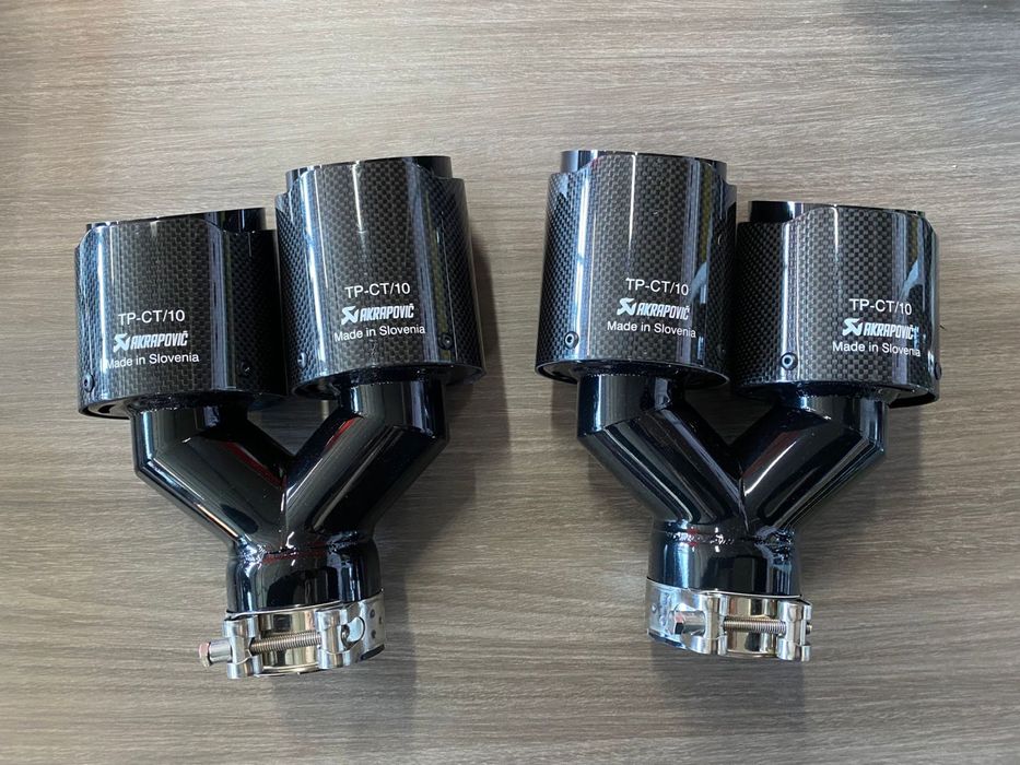 Комплект  выхлопные насадки Akrapovic