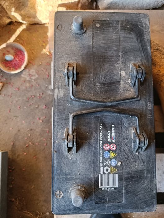 Продавам акумулатор 125ah