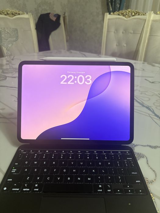Продам iPad Pro 2024
