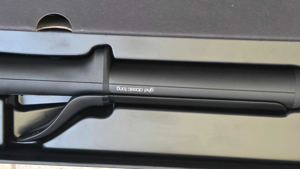 Професионалната маша за коса ghd Chronos Curve Classic Tong (26 мм)