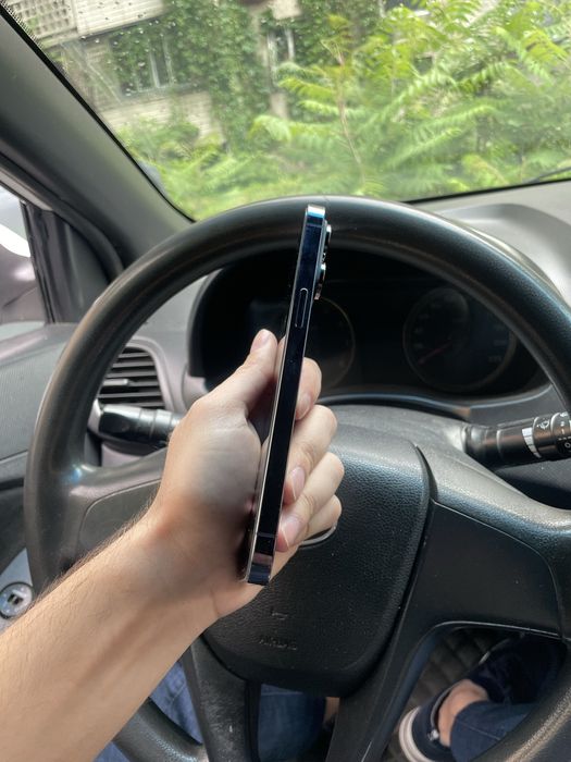 Продам IPhone 14 pro max 256gb