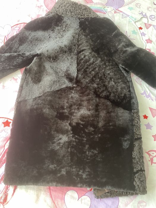 Продам женскую шубу