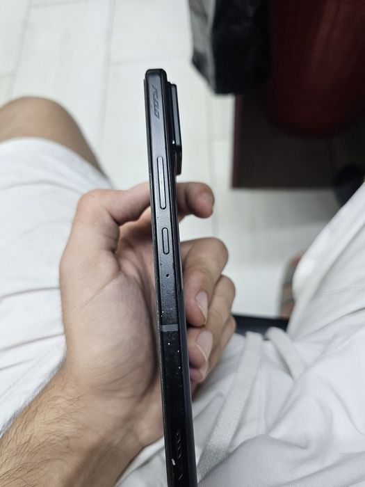 Asus Rog Phone 8
