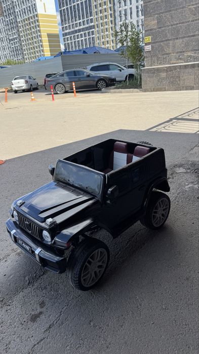 Продам детскую машину