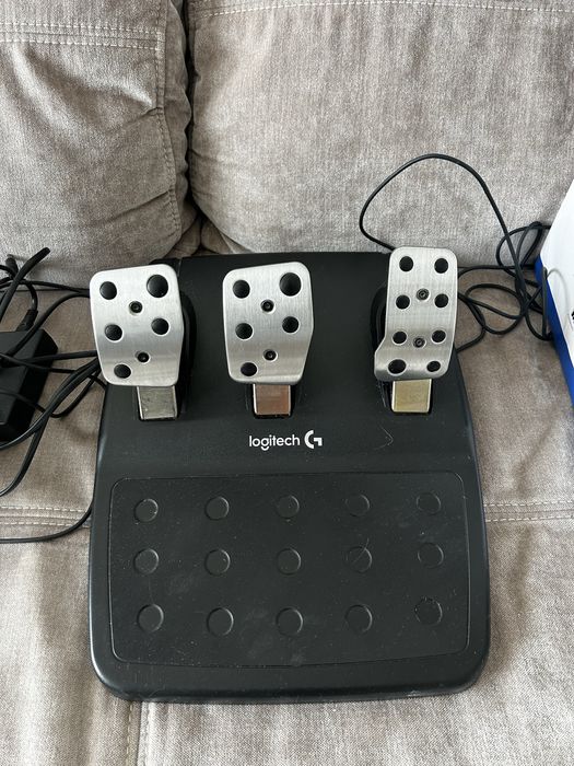 Volan cu pedale Logitech G29 in stare perfecta