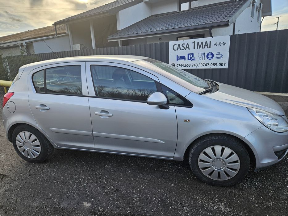 Vând Opel Corsa D