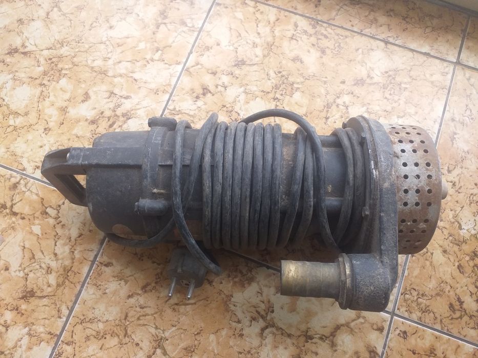 Продам погружной насос