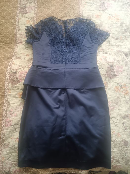 Продам срочно платья