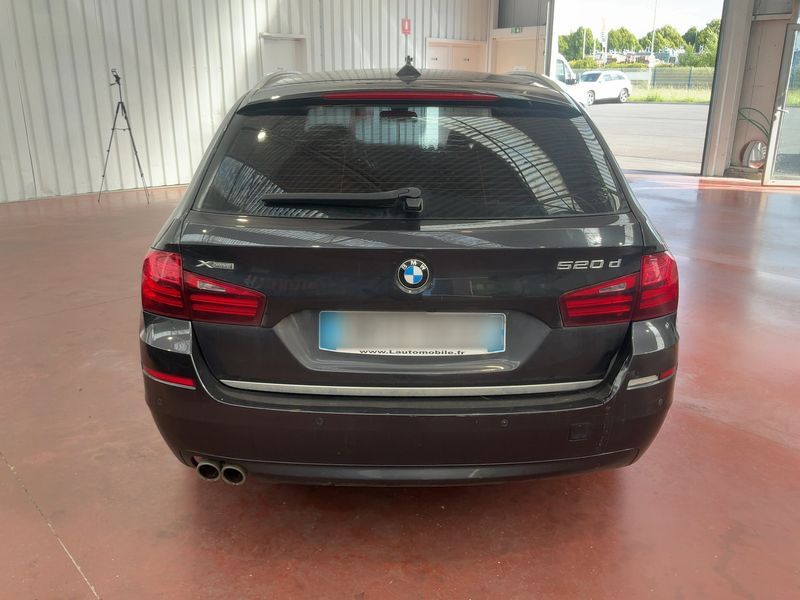BMW 5er 520d xDrive Luxury 2015