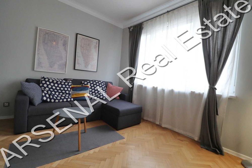 Дава се под наем Тристаен апартамент в София, Център - 100 кв.м за 800 € - Снимка #3