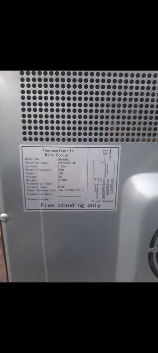 Продам мини холодильник