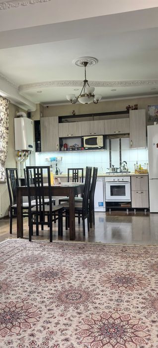 Продаётся 3 комнатная квартира