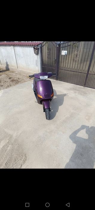 Vând doua Piaggio zip