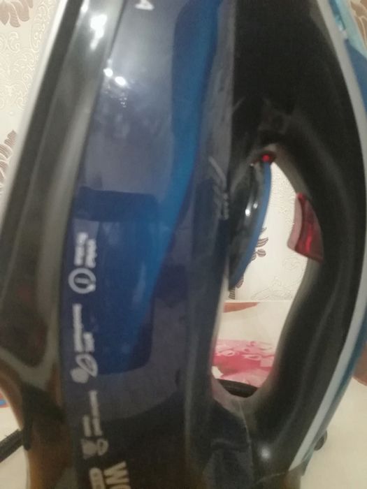 Продам утюг PHILIPS оригинал