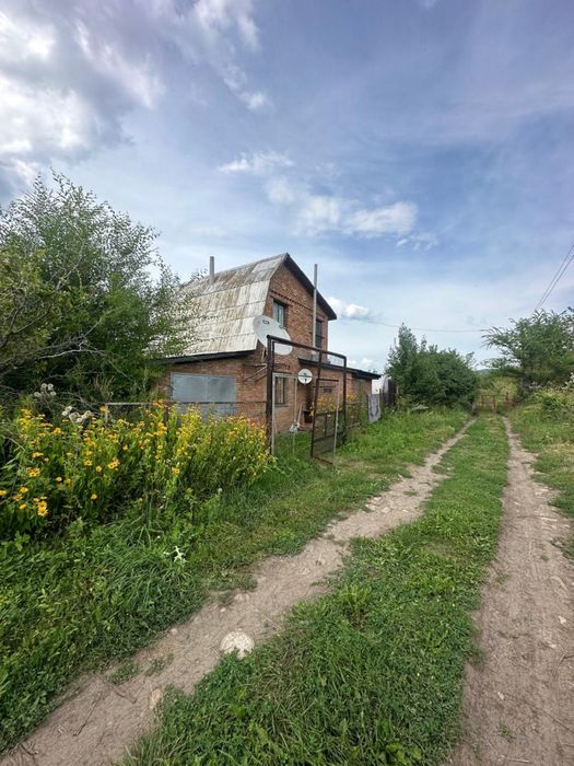 Продам дачу в Ново-Ульбинке