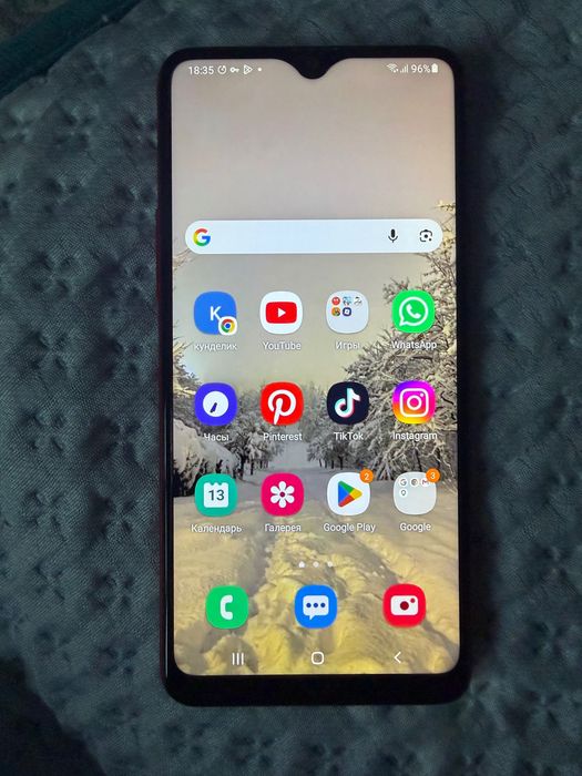 Телефон Samsung Galaxy A20S
