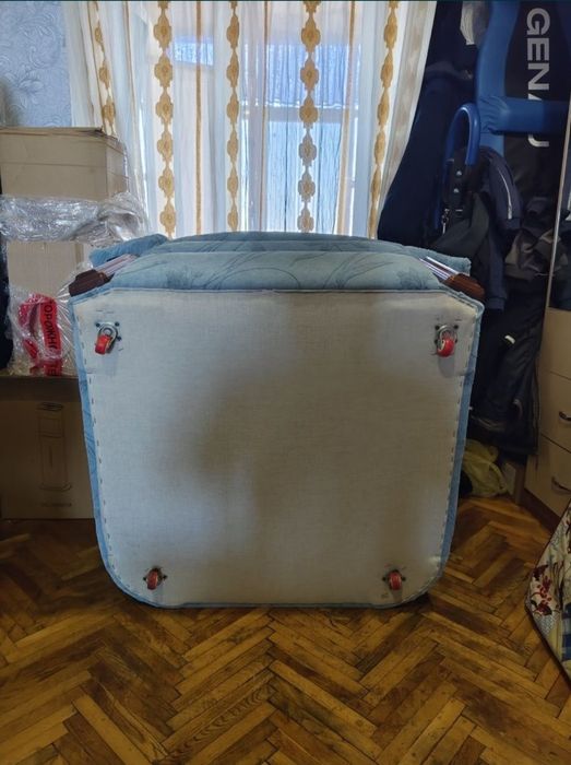 Продам диван и кресло