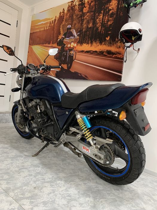 Продается мотоцикл хонда сб 400 супер четвёрка