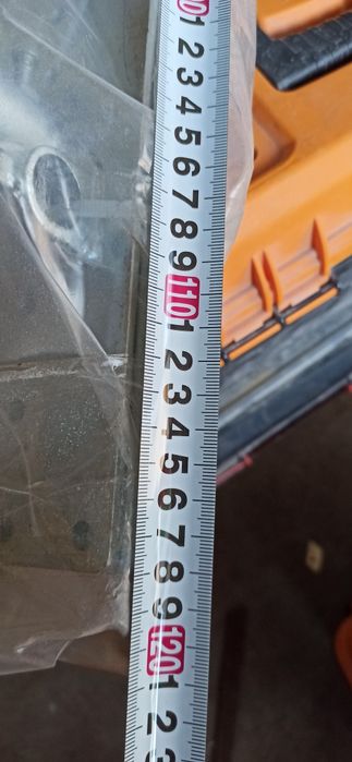 Укрепващ  държач за комин на пещи камини