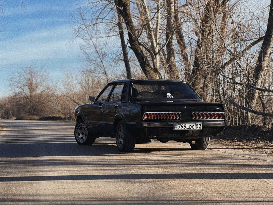 FORD TAUNUS 1982  Ретро